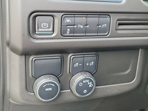 Used 2021 Chevrolet Tahoe RST w/ Luxury Package RWD image 27