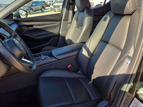 Used 2024 MAZDA MAZDA3 s image 9