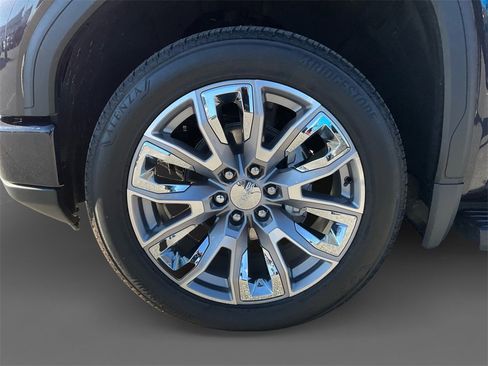 Used 2024 GMC Sierra 1500 Denali w/ Denali Reserve Package image 13