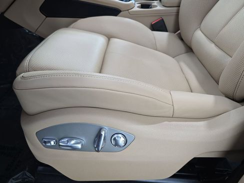 New 2026 Porsche Macan image 23