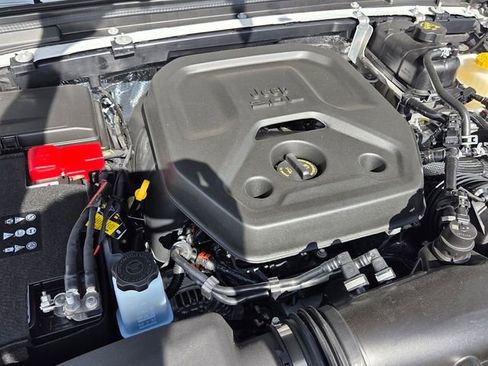 New 2026 Jeep Wrangler Sahara AWD/4WD image 15