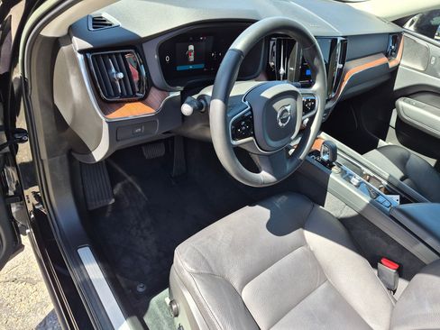 Used 2023 Volvo XC60 B5 Plus w/ Protection Package Premier AWD/4WD image 17