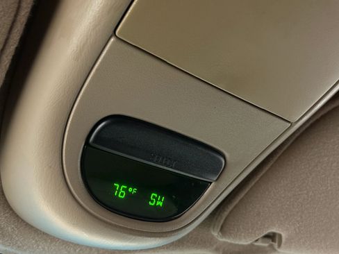 Used 2002 Ford E-350 and Econoline 350 Van image 57