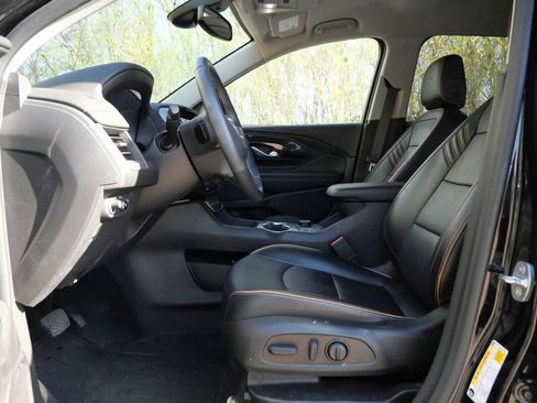 Used 2023 GMC Terrain AT4 w/ LPO, Floor Liner Package AWD/4WD image 15