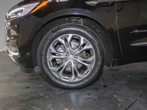 Used 2020 Buick Enclave Avenir w/ Avenir Technology Package image 8