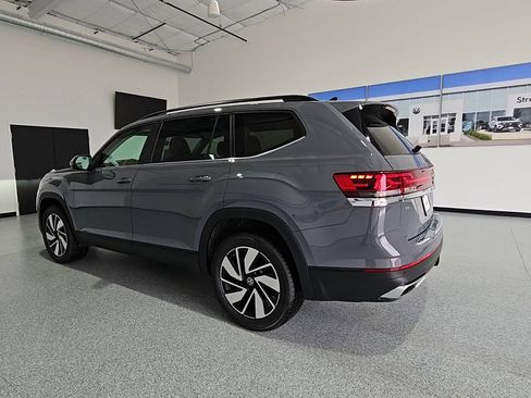 New 2026 Volkswagen Atlas SE FWD image 7