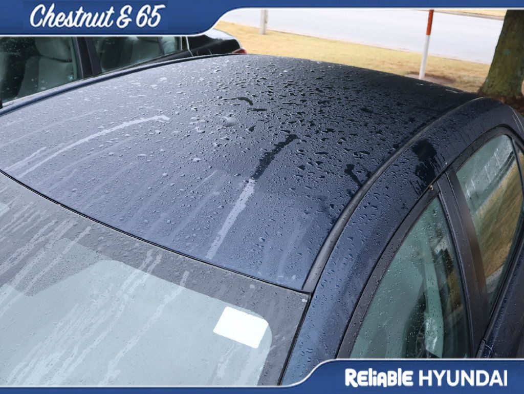 Used 2019 Toyota Corolla LE FWD image 14