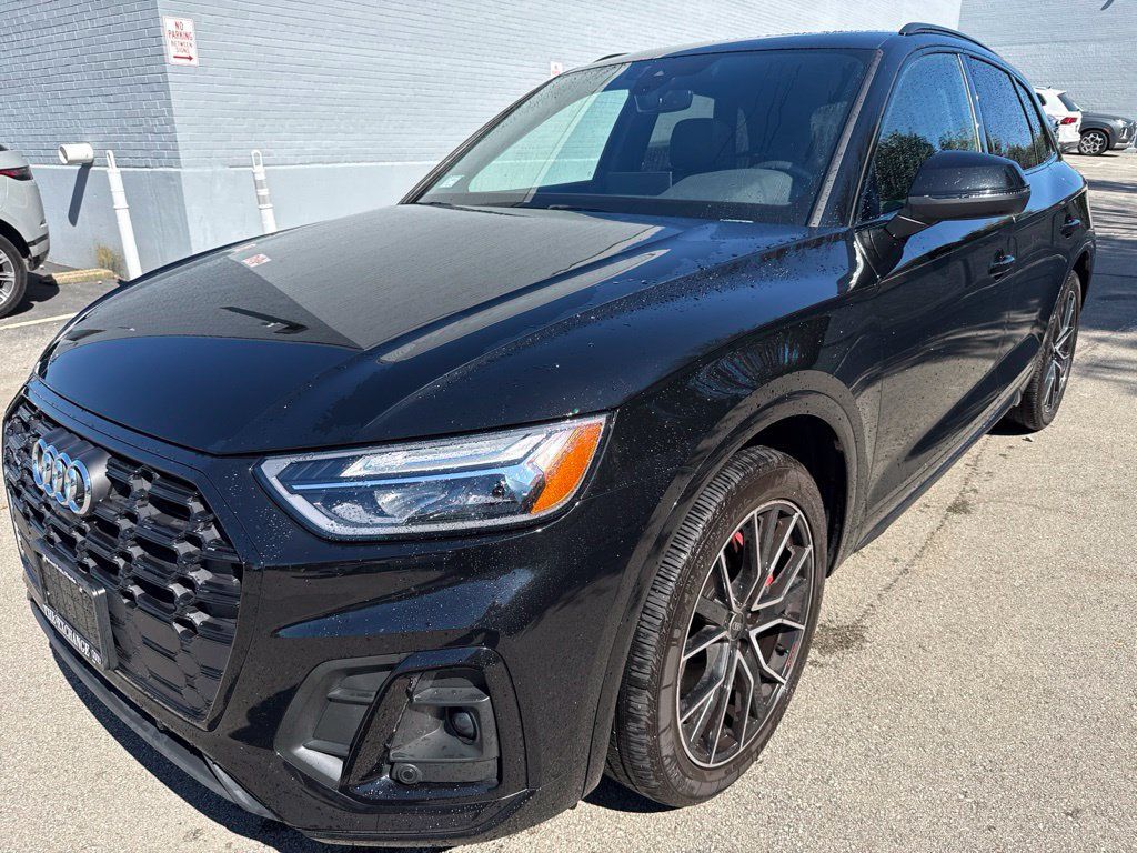 Used 2021 Audi SQ5 Premium Plus w/ Premium Plus Package AWD/4WD image 1