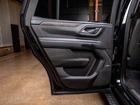 Used 2021 Chevrolet Tahoe Z71 image 39