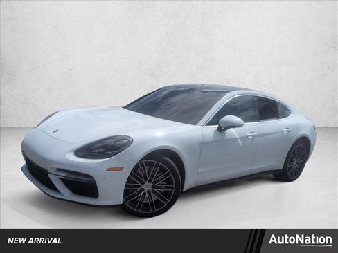 Used 2017 Porsche Panamera Turbo image 1