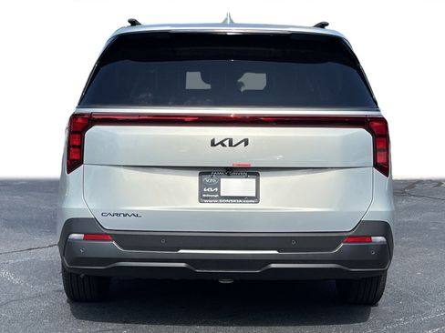 New 2026 Kia Carnival SX w/ SX Dark Edition Package image 29