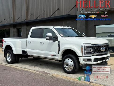 Used 2024 Ford F450 Platinum w/ FX4 Off-Road Package AWD/4WD image 1