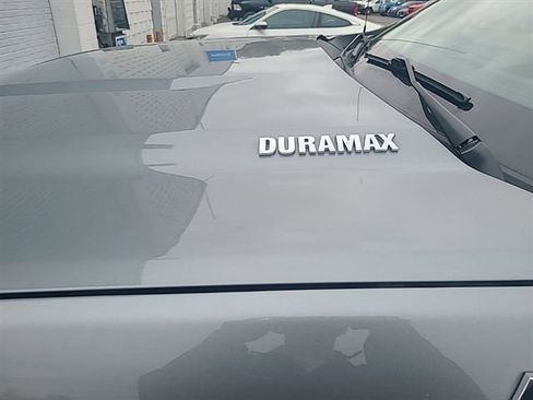 Used 2024 Chevrolet Silverado 1500 LTZ w/ LTZ Premium Package image 5