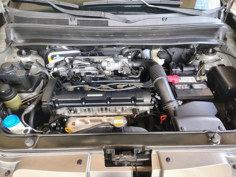 Used 2011 Kia Soul ! FWD image 22