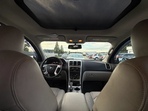 Used 2011 GMC Acadia SLT AWD/4WD image 24