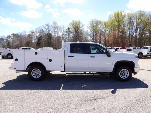 Used 2025 Chevrolet Silverado 3500 W/T w/ WT/CX Safety Package image 9