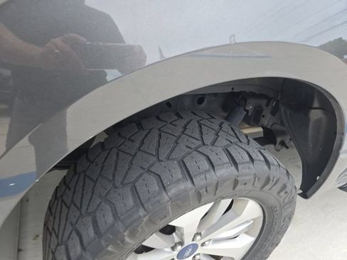 Used 2018 Ford F150 XL w/ Equipment Group 101A Mid AWD/4WD image 6