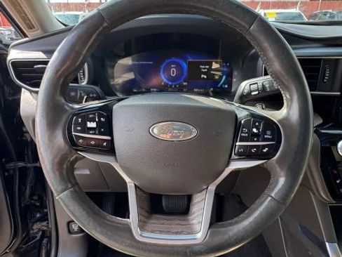 Used 2021 Ford Explorer Platinum w/ Equipment Group 601A AWD/4WD image 13