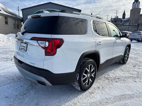 Used 2020 GMC Acadia SLE w/ Driver Convenience Package image 3