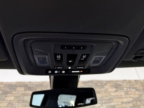 Used 2021 GMC Sierra 1500 Denali w/ Denali Premium Package image 28