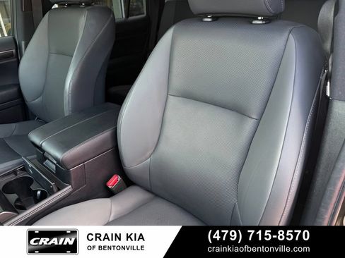Used 2022 Lexus GX 460 w/ Black Line Special Edition AWD/4WD image 23