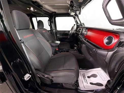 Used 2023 Jeep Wrangler Unlimited Rubicon w/ Cold Weather Group image 28