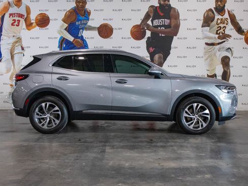 Used 2023 Buick Envision Essence image 17