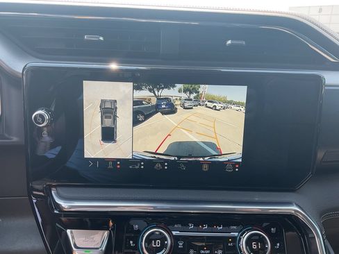 Used 2025 GMC Sierra 1500 Denali w/ Technology Package AWD/4WD image 37