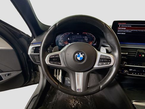 Used 2022 BMW 530i w/ M Sport Package image 13