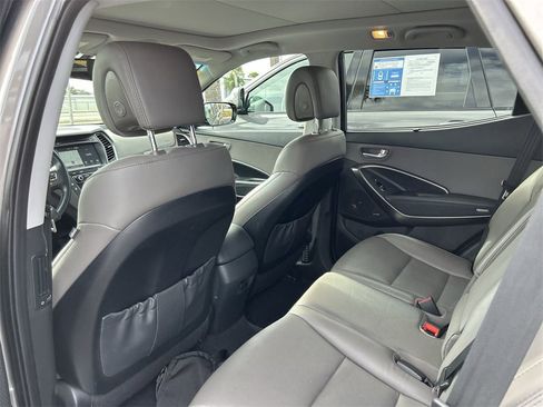 Used 2018 Hyundai Santa Fe Sport w/ 2.4L Tech Package 04 image 20