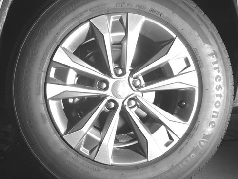 Used 2025 Chevrolet Equinox LT image 14