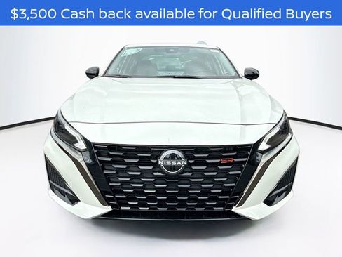 New 2025 Nissan Altima 2.5 SR w/ SR Premium Package image 2