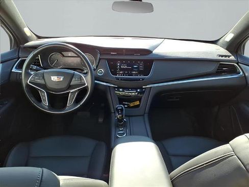 Used 2023 Cadillac XT5 Premium Luxury w/ LPO, Floor Liner Package image 8