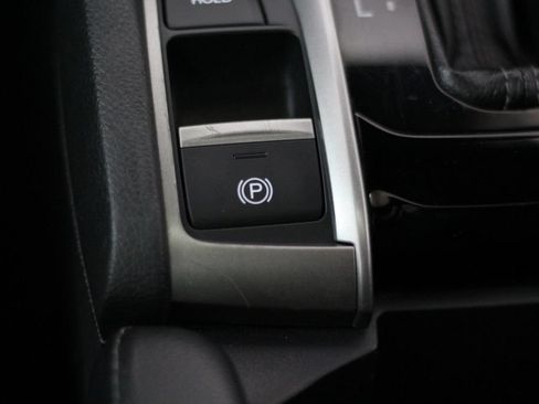 Used 2020 Honda Civic EX-L image 25