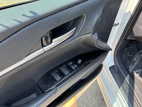 Used 2025 Toyota Camry XSE FWD image 44
