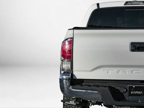 Used 2023 Toyota Tacoma TRD Off-Road image 50