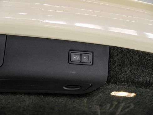 Used 2023 Bentley Bentayga Speed AWD/4WD image 60