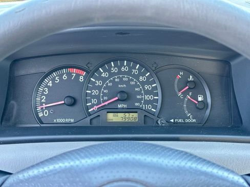 Used 2004 Toyota Corolla LE image 28