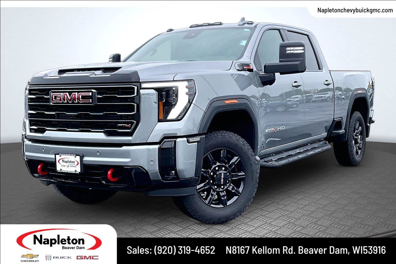 Used 2026 GMC Sierra 2500 AT4 w/ Technology Package AWD/4WD image 1