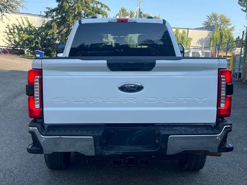 Used 2024 Ford F250 XL w/ 360-Degree Camera Package AWD/4WD image 4