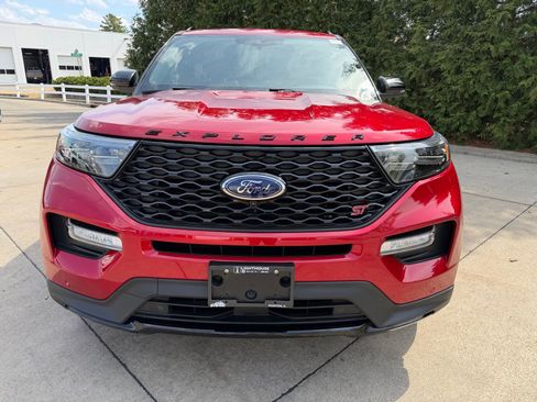 Used 2020 Ford Explorer ST w/ ST Street Pack image 6