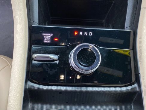 Used 2024 Jeep Grand Cherokee L Limited image 12