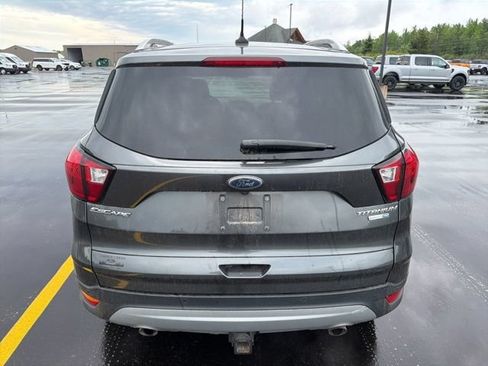 Used 2019 Ford Escape Titanium AWD/4WD image 4