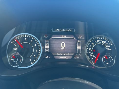 Used 2020 RAM 1500 Laramie image 15