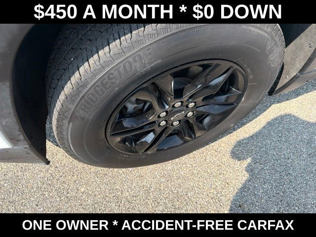 Used 2023 Chevrolet Traverse LT FWD image 11