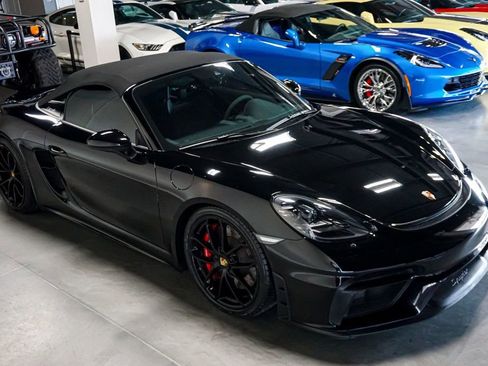 Used 2022 Porsche 718 Boxster Spyder RWD image 48