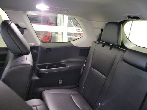 Used 2026 Toyota Grand Highlander FWD image 14