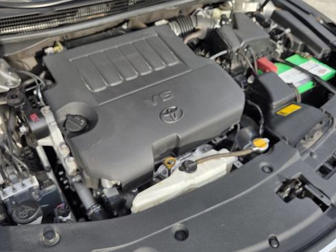 Used 2014 Toyota Avalon Limited image 7