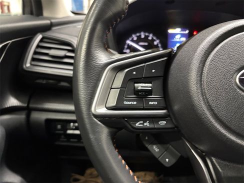 Used 2019 Subaru Crosstrek 2.0i Premium w/ Eyesight System image 26