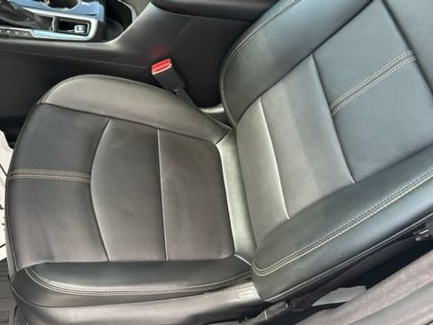 Certified 2024 Chevrolet Equinox Premier AWD/4WD image 17